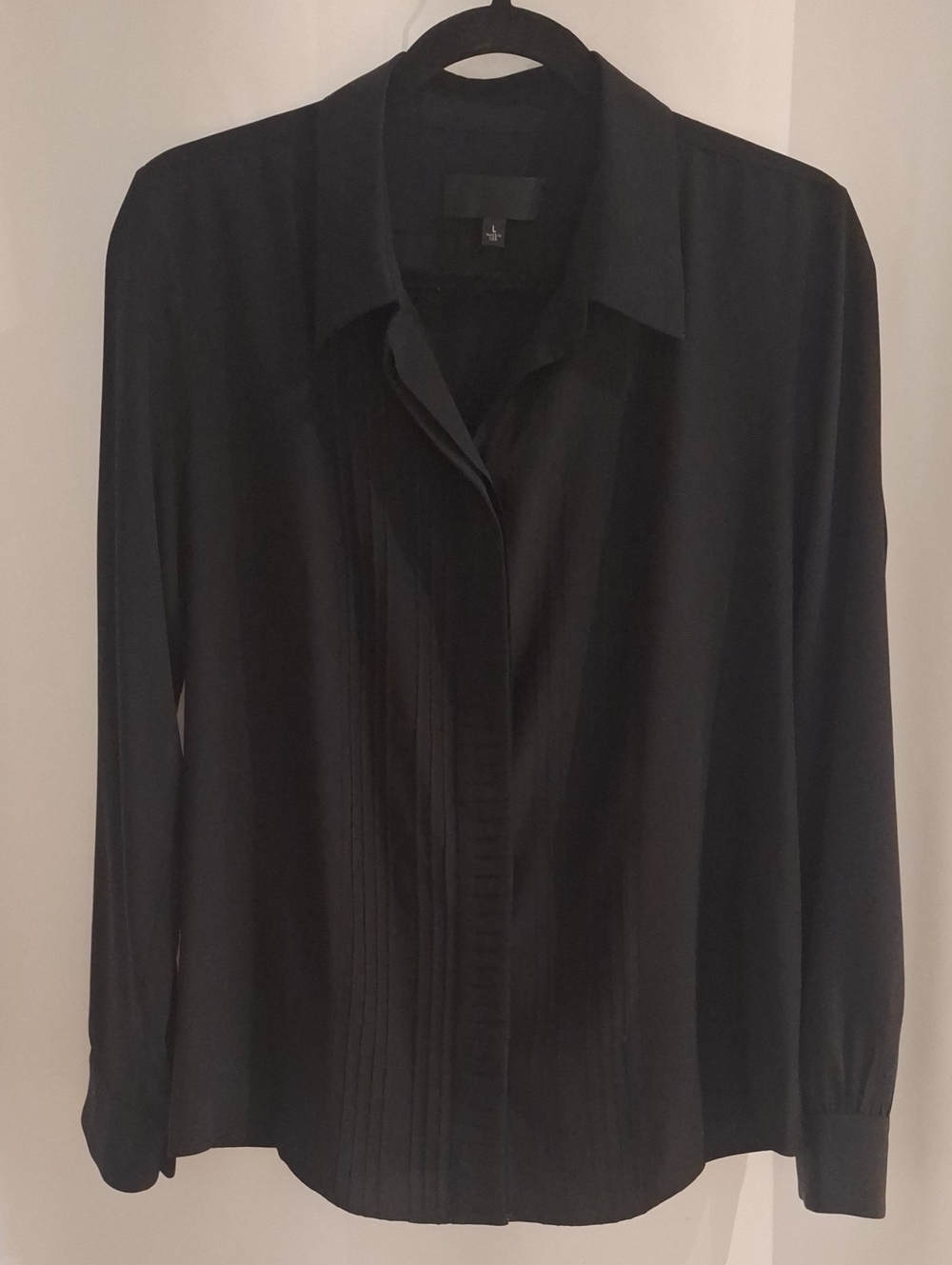 Nili Lotan Black 100% Silk Pleated-Front Long Sleeve Dress Shirt
